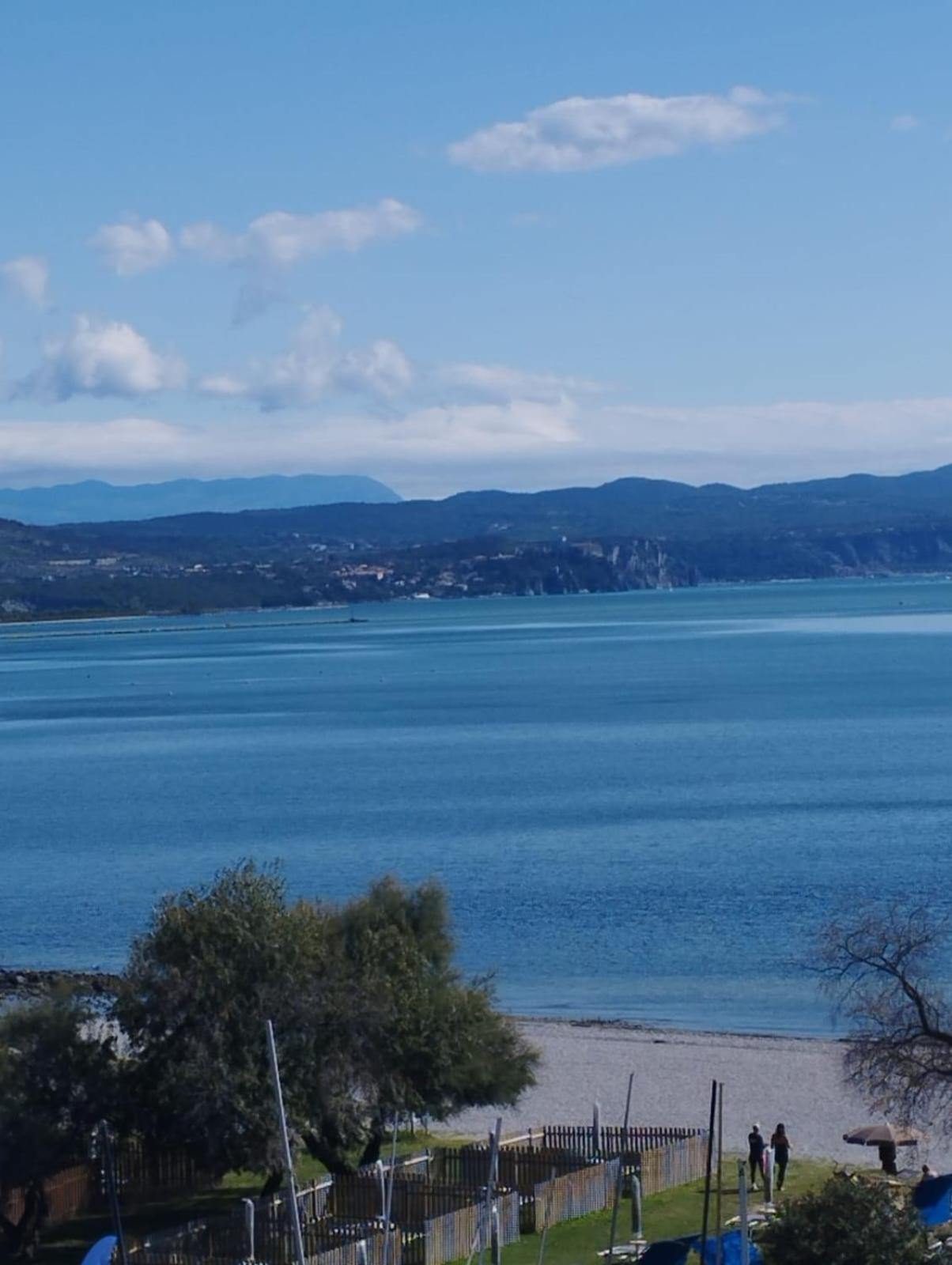 Appartamento Luxury Vista Mare Per 6 Persone A Marina Julia Exterior photo